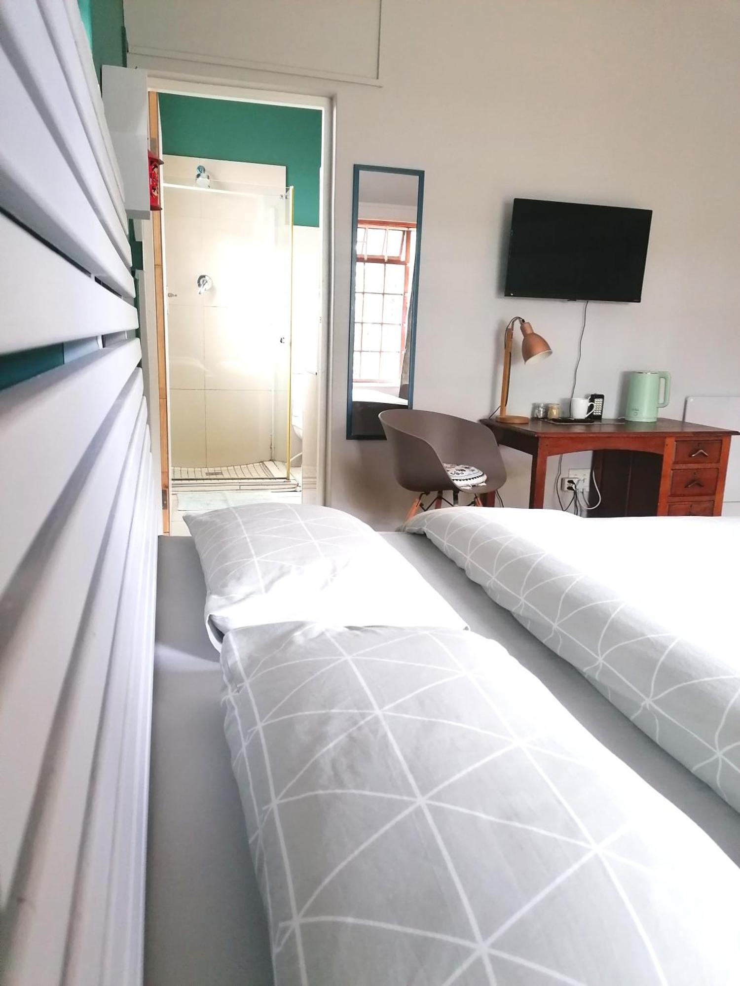 Aloha Guest house 2*